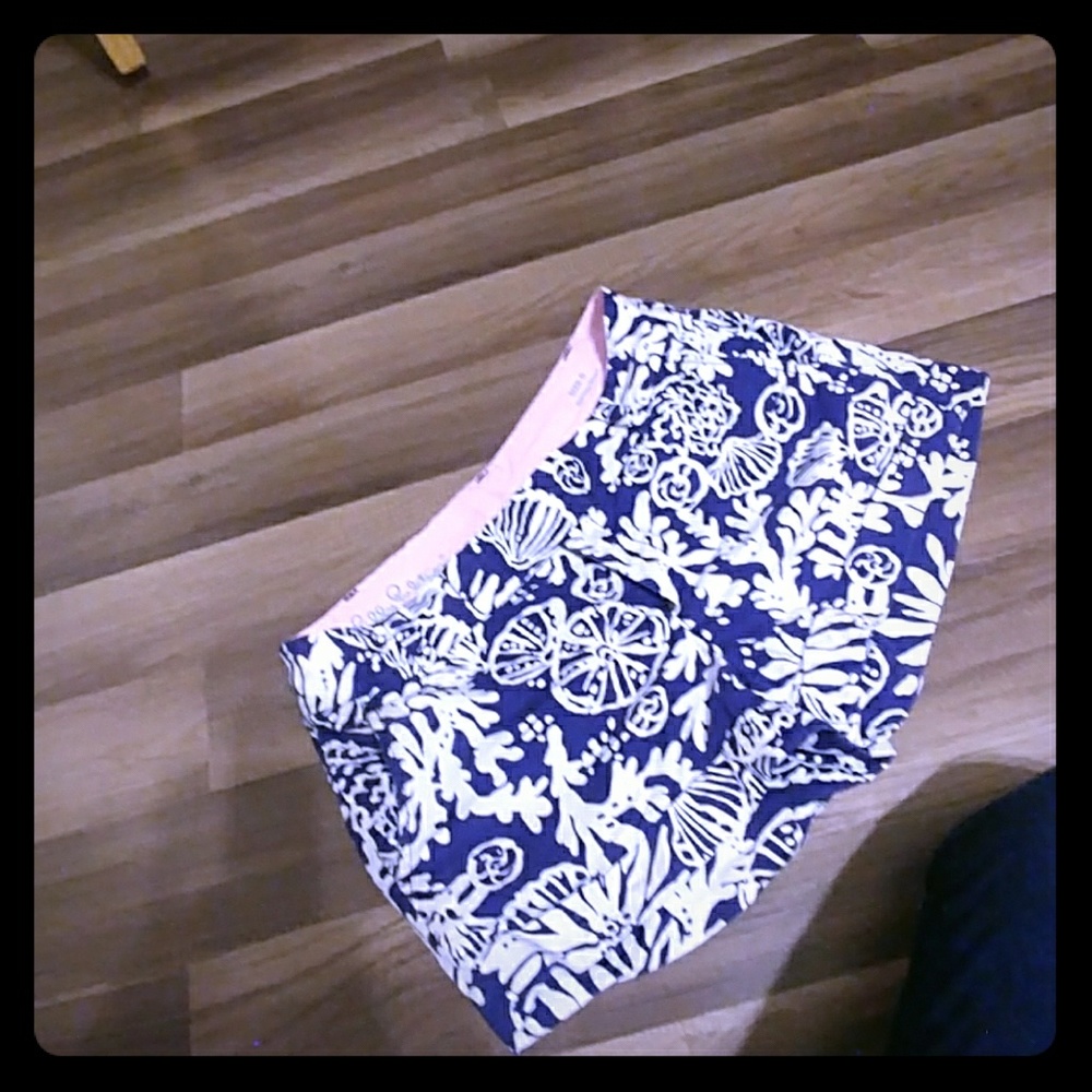 Beautiful Lilly Barclay Shorts